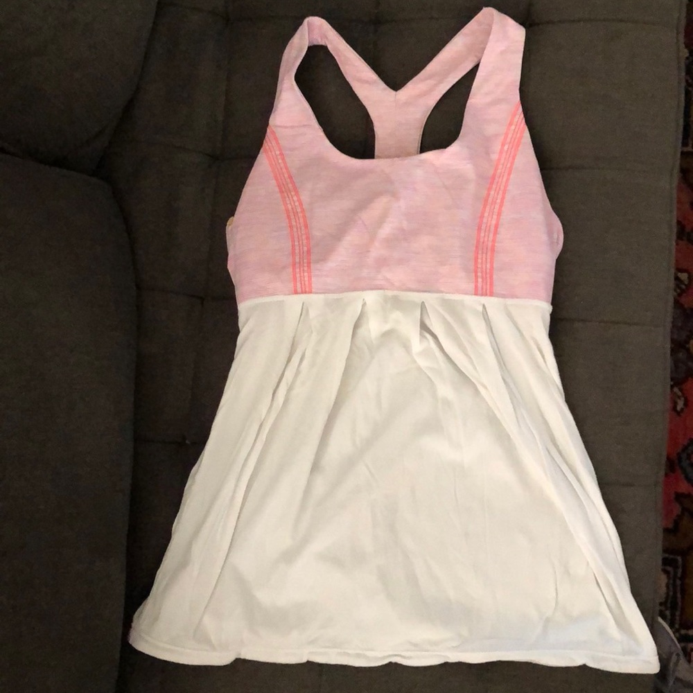 Lululemon tank